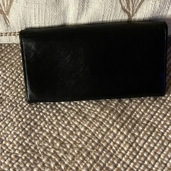 Black Salvatore Ferragomo Long Black Leather Women's Wallet - Picture 6 of 8